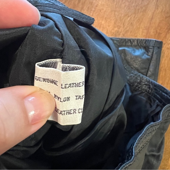 VINTAGE Genuine Leather High-waisted Pencil Skirt - Picture 5 of 8